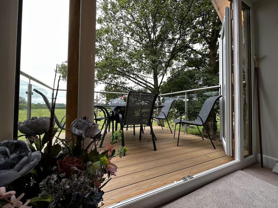 Cosy Alpine Cottage In The Heart Of Lancashire Catterall Esterno foto
