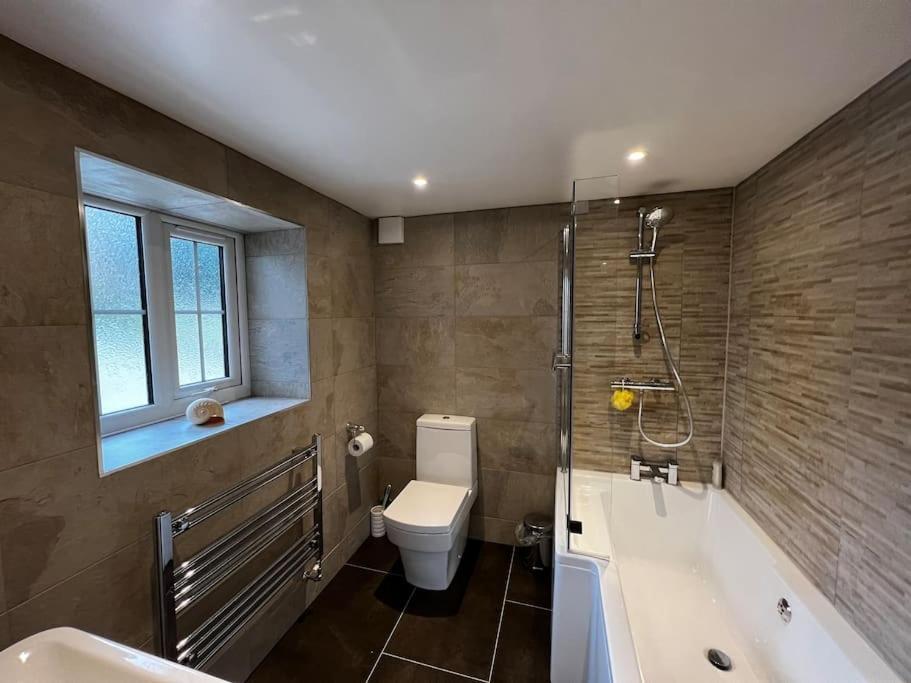 Cosy Alpine Cottage In The Heart Of Lancashire Catterall Esterno foto