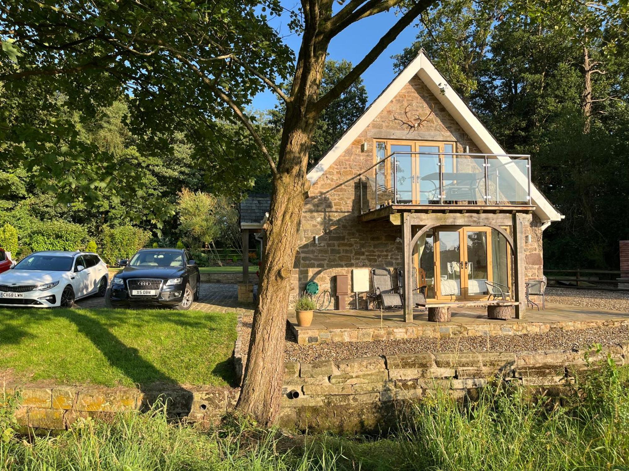 Cosy Alpine Cottage In The Heart Of Lancashire Catterall Esterno foto
